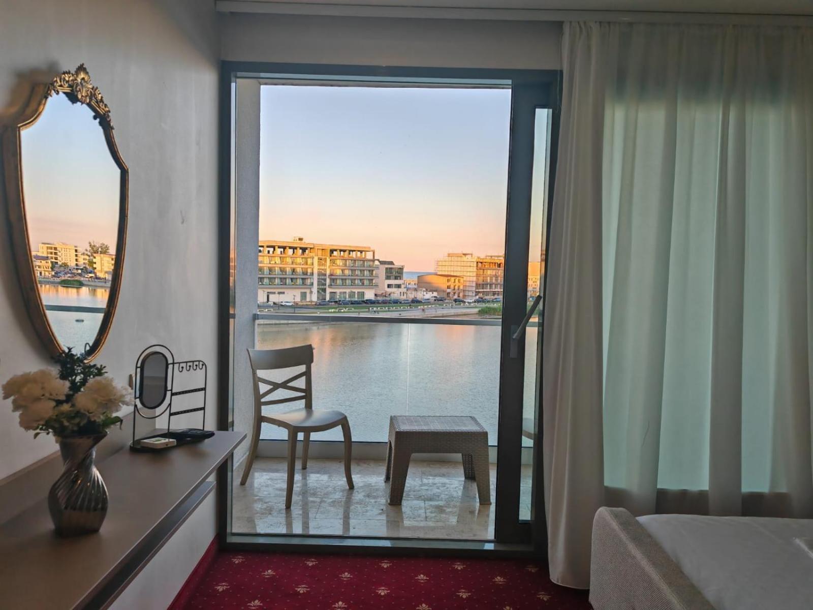 White Boutique Hotel- Eforie Nord Zewnętrze zdjęcie