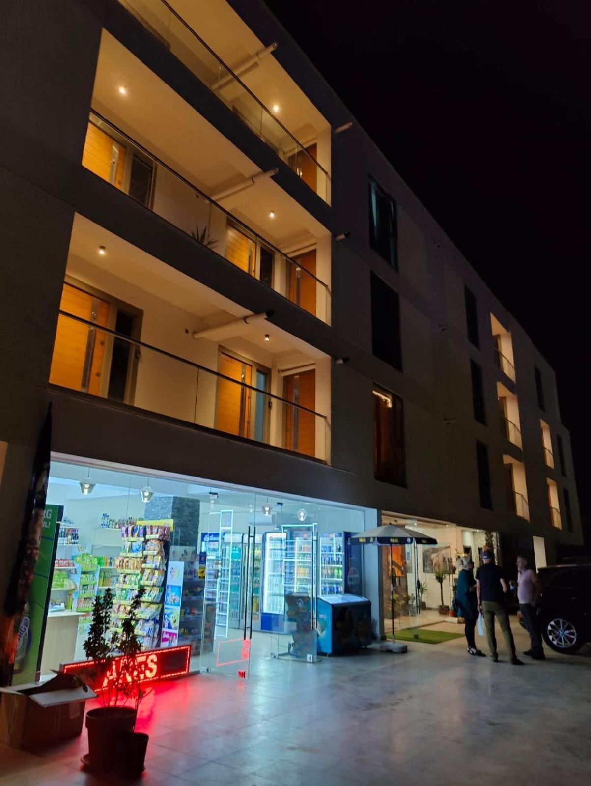 White Boutique Hotel- Eforie Nord Zewnętrze zdjęcie