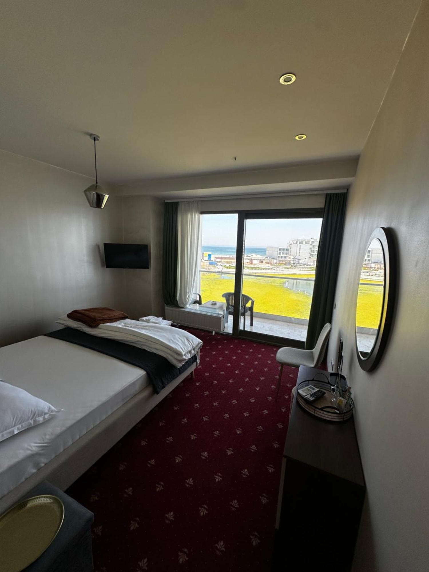 White Boutique Hotel- Eforie Nord Zewnętrze zdjęcie