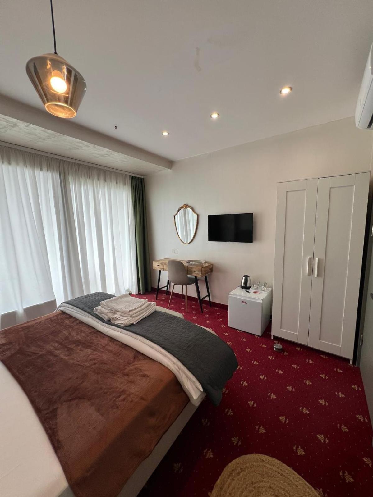 White Boutique Hotel- Eforie Nord Zewnętrze zdjęcie